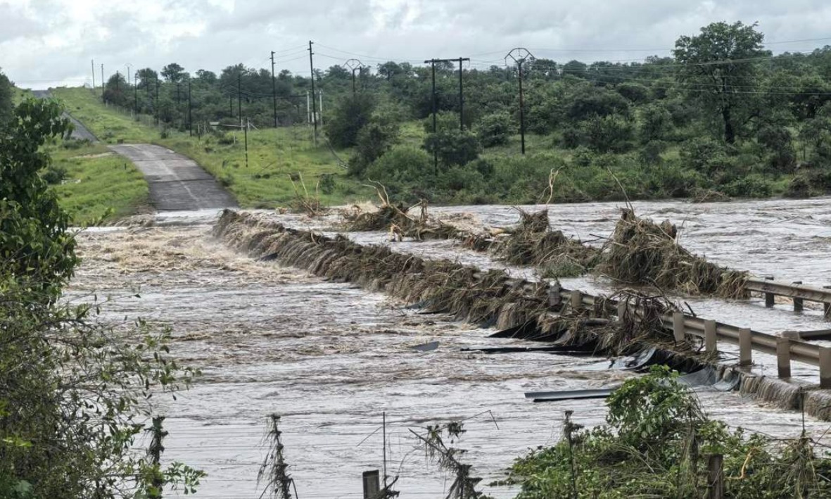 Limpopo floods, Limpopo drowning incidents, South African floods 2026, Waterberg flooding, Sekhukhune river floods, disaster response South Africa, Joburg ETC