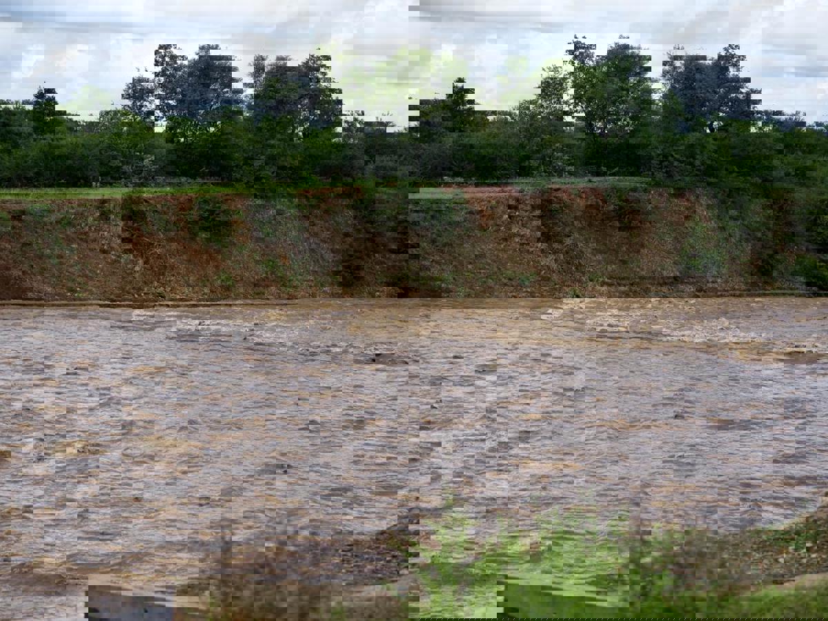 Limpopo flooding, Hoedspruit airport closure, Airlink flight suspension, Kruger National Park travel disruption, South Africa heavy rain, Joburg ETC