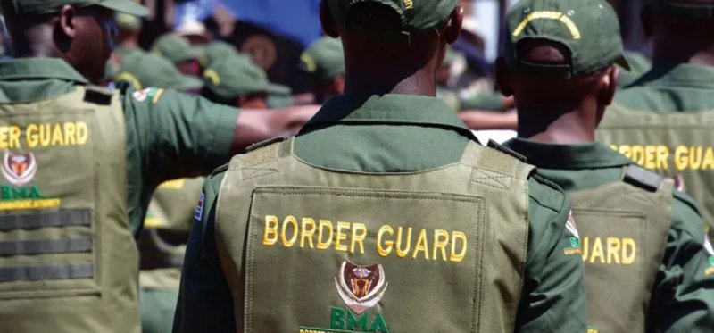 South Africa border control officers, BMA corruption crackdown, Beitbridge border post South Africa, OR Tambo immigration control desks, Maseru Bridge border crossing South Africa, South African immigration officers investigation, Border Management Authority operations, anti corruption forum Ladybrand, South African ports of entry security, government border corruption investigation, Hawks and SIU investigation South Africa, South Africa border management authority officials, Joburg ETC