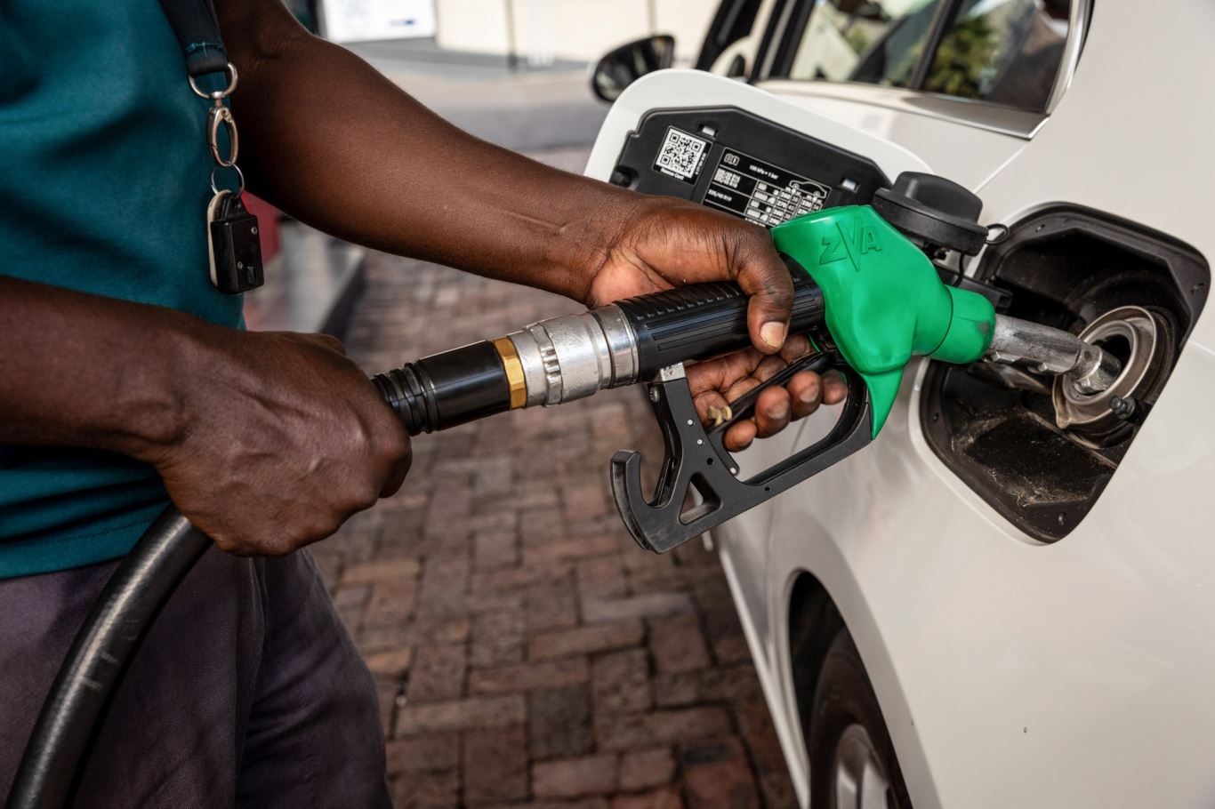 rising fuel prices Africa, petrol price increase South Africa, transport costs Johannesburg taxis, food price inflation Africa, oil supply disruption Strait of Hormuz, African cost of living crisis, fuel impact daily life Africa, energy supply chain Africa, Joburg ETC