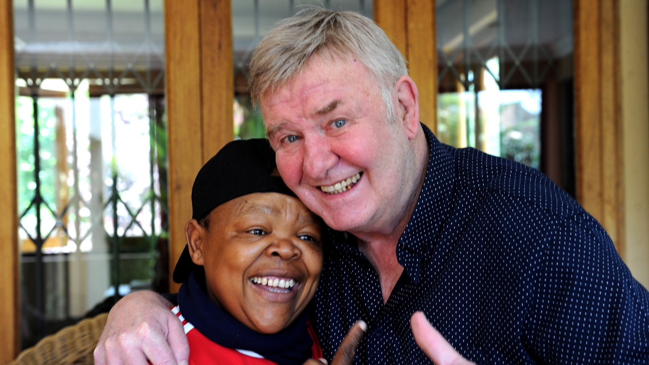 Leon Schuster