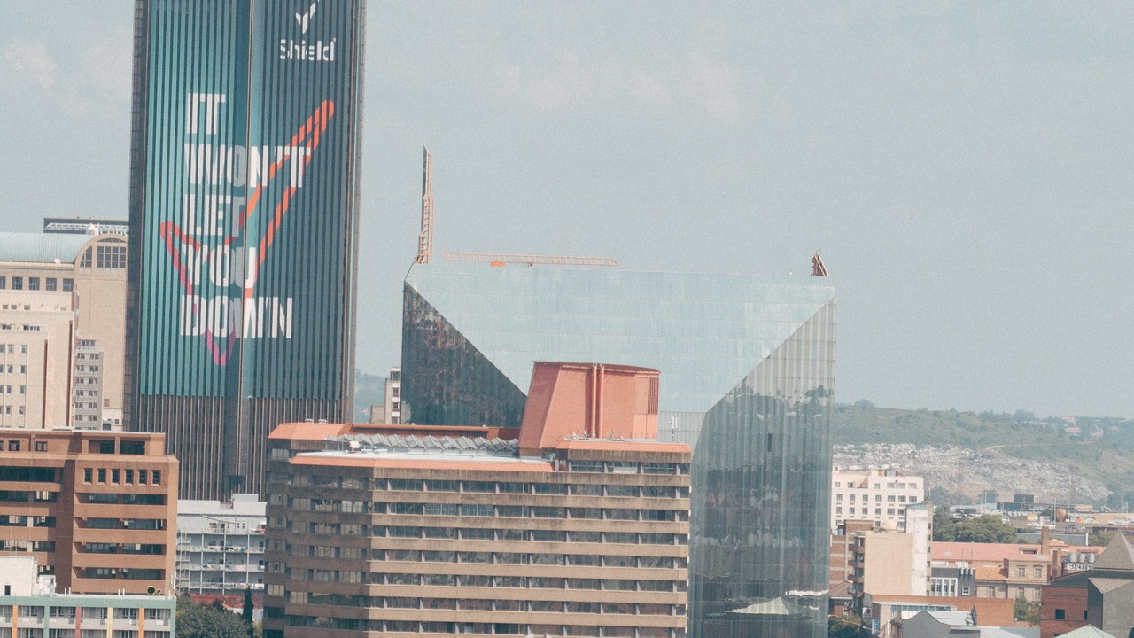 A Warm day with a hazy sun - Thursday weather forecast